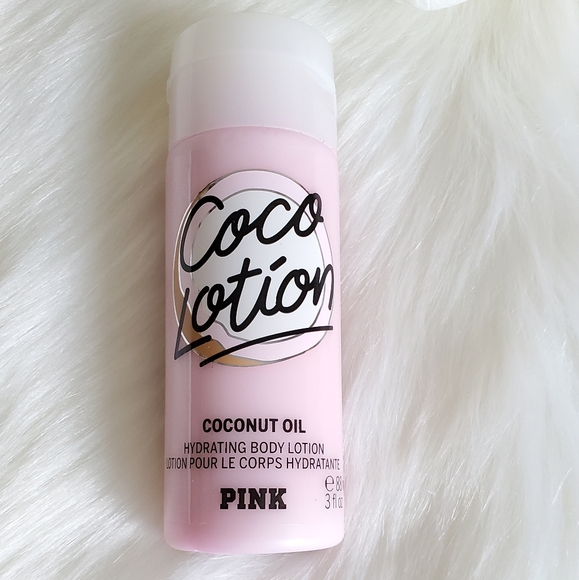 PINK VICTORIA'S SECRET COCO LOTION + PINK VS VELVET SCRUNCHIE 💖 - Picture 3 of 6